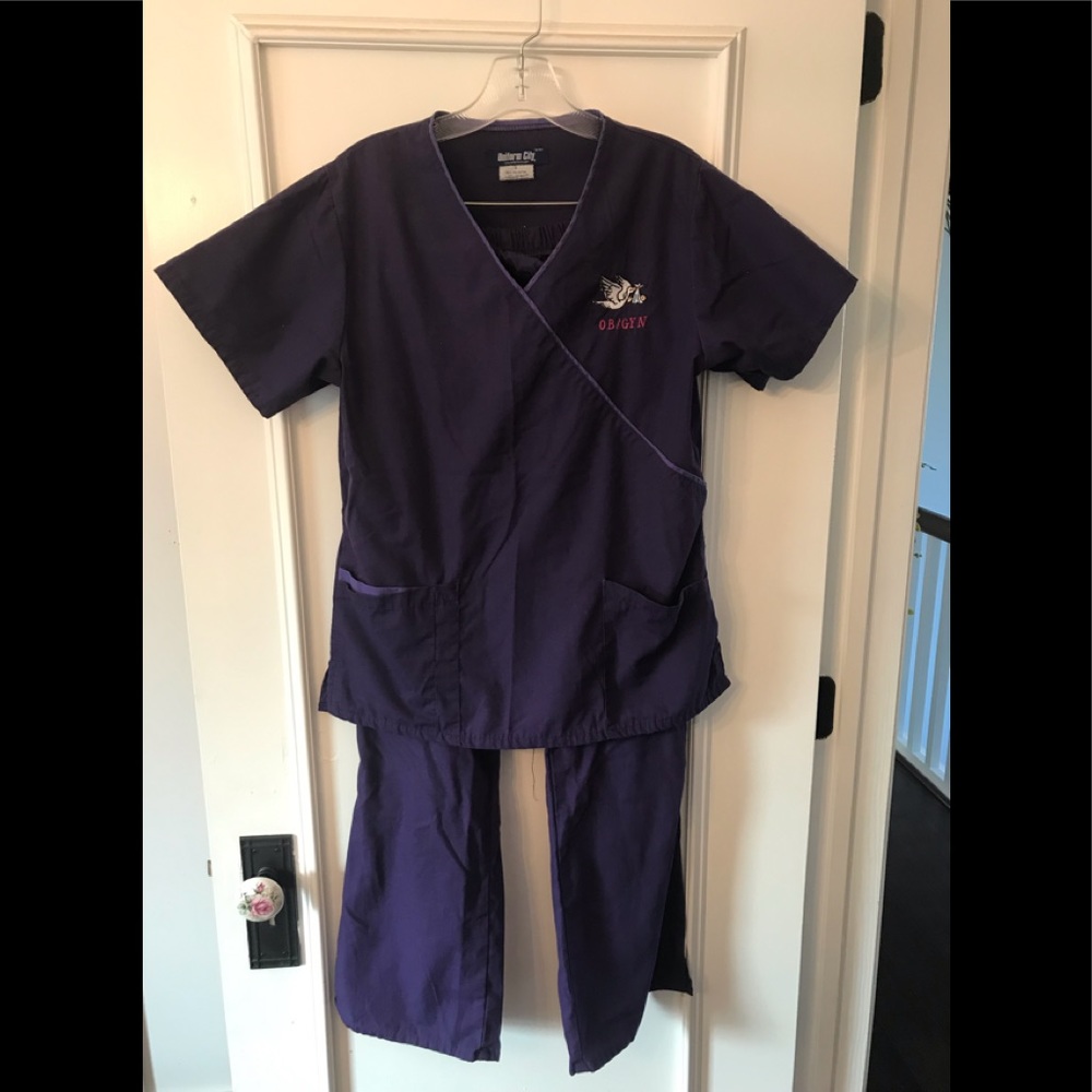 Uniform City Scrub Set Ob/Gyn Women’s Health Embroidered